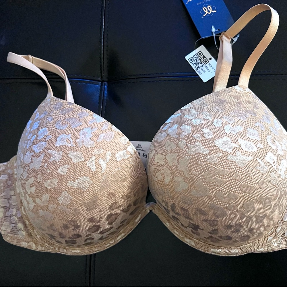 Gold Bra. 36D. NWT.